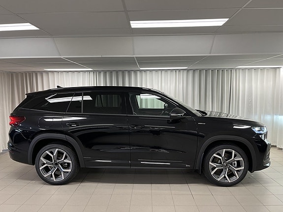 Skoda Kodiaq 2 of 5