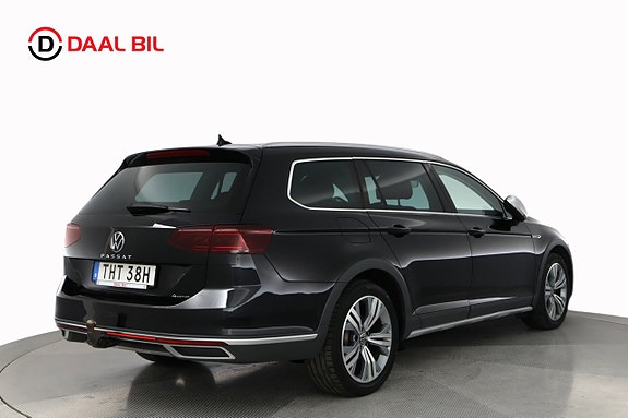 Volkswagen Passat Alltrack 6 of 23