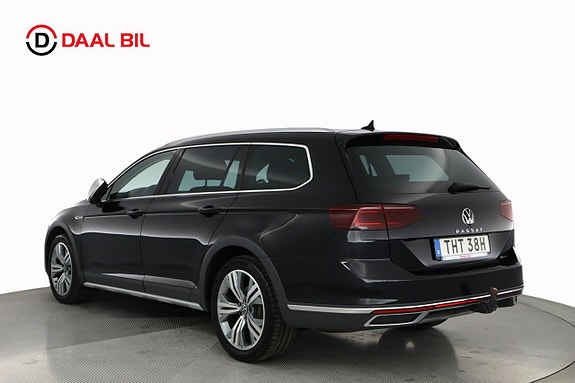 Volkswagen Passat Alltrack 8 of 23