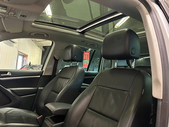 Volkswagen Tiguan 12 of 25