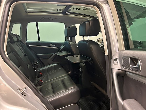 Volkswagen Tiguan 14 of 25