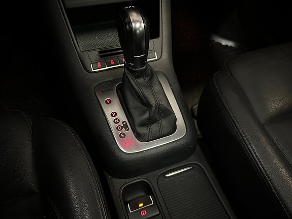 Volkswagen Tiguan 21 of 25