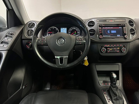 Volkswagen Tiguan 10 of 25
