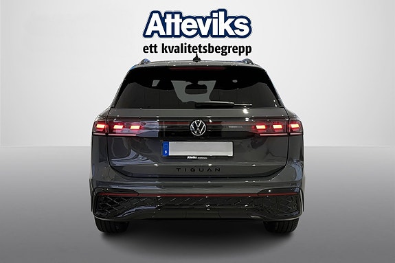 Volkswagen Tiguan 4 of 18