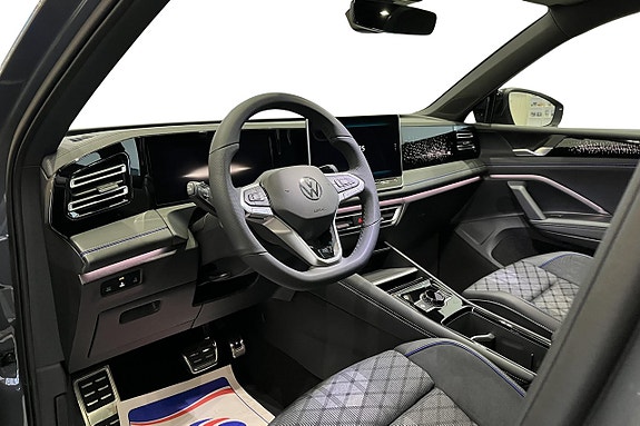Volkswagen Tiguan 8 of 18