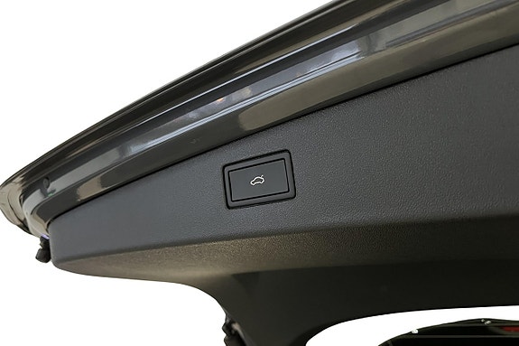 Volkswagen Tiguan 18 of 18