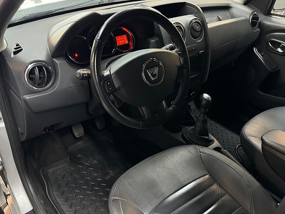 Dacia Duster 6 of 12
