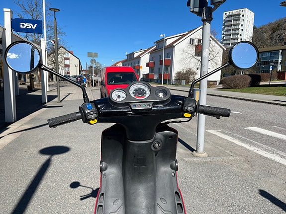 Peugeot Speedfight 2 Klass 2 moped 8 of 10