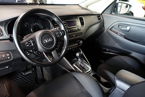 Kia Carens 5 of 5