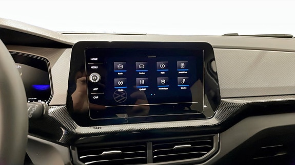 Volkswagen T-Cross 10 of 14