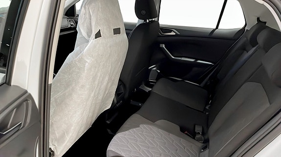 Volkswagen T-Cross 13 of 14