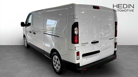 Renault Trafic 2 of 9