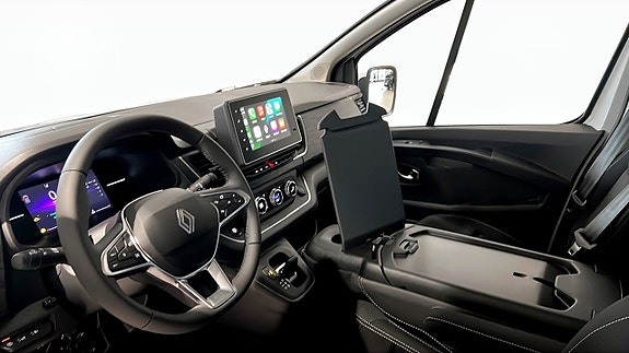 Renault Trafic 8 of 9