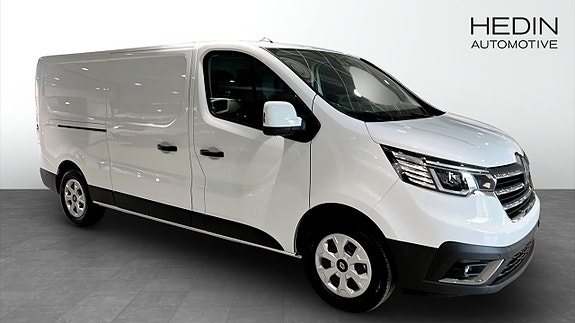 Renault Trafic 4 of 9