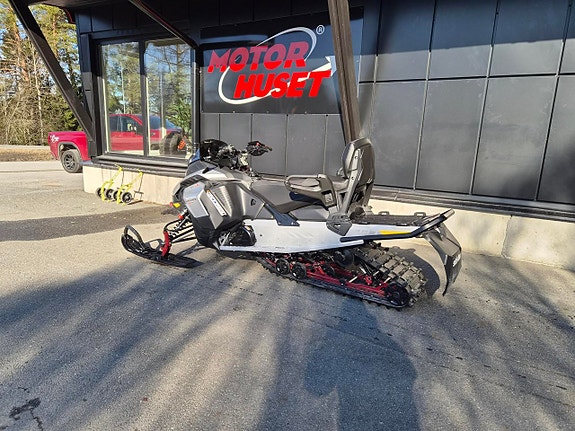 Ski-Doo Renegade XRS 900 ACE Turbo R -24 2 of 5
