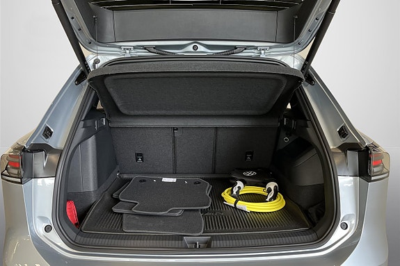 Volkswagen Tiguan 16 of 17