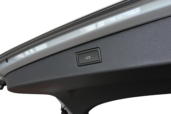 Volkswagen Tiguan 17 of 17