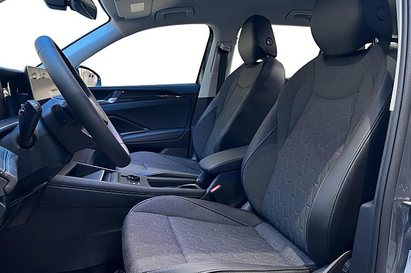 Volkswagen Tiguan 13 of 17