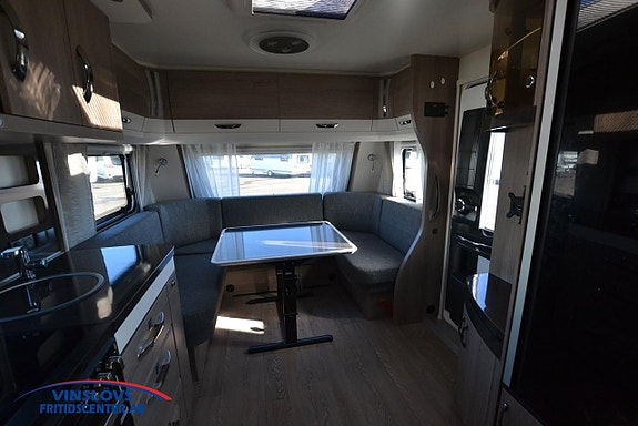 Hobby 560 WFU Prestige 9 of 12