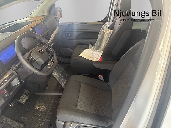 Opel Vivaro-e 6 of 9