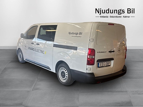 Opel Vivaro-e 2 of 5