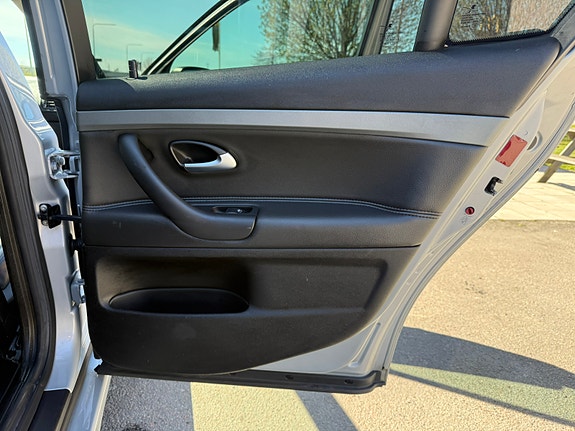Saab 9-3 16 of 30