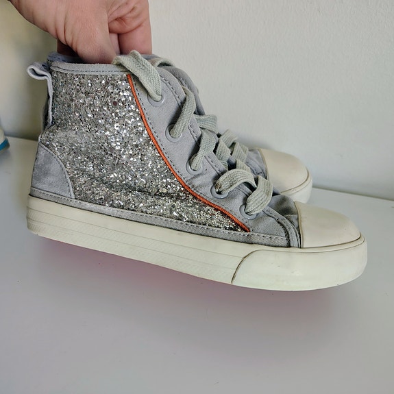 Product image 11 of 20