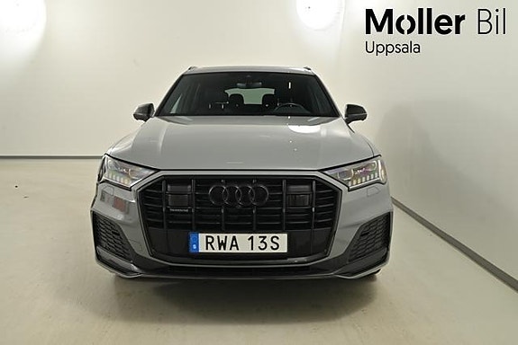 Audi Q7 3 of 5