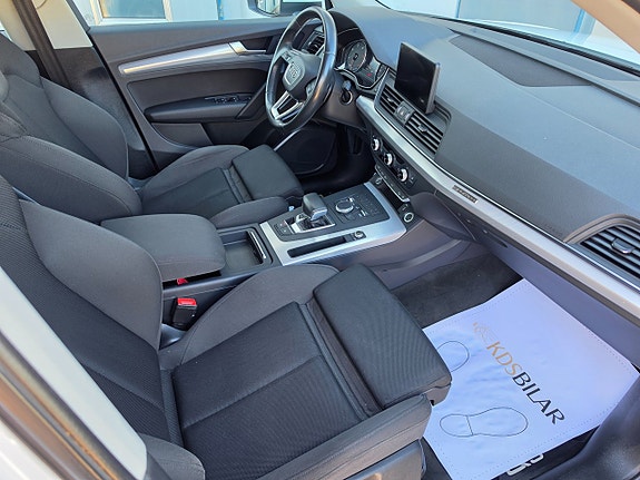 Audi Q5 7 of 12