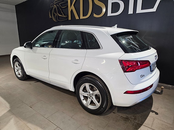 Audi Q5 3 of 5