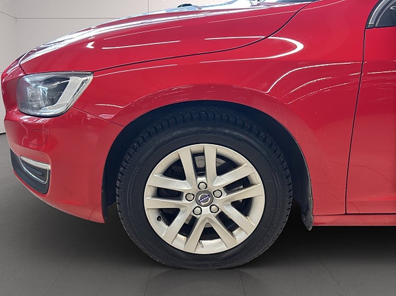 Volvo S60 8 of 26