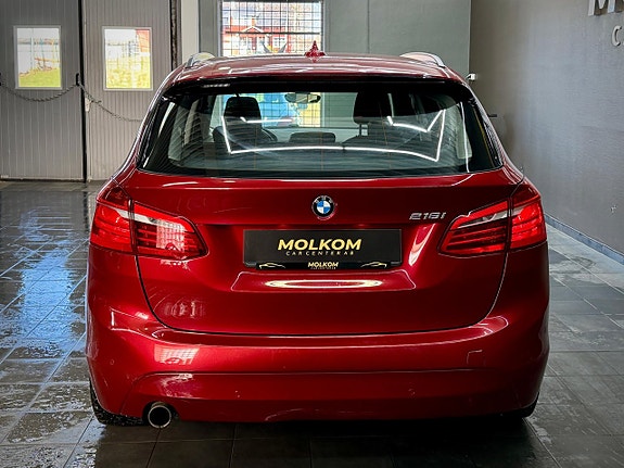 BMW 218 7 of 16