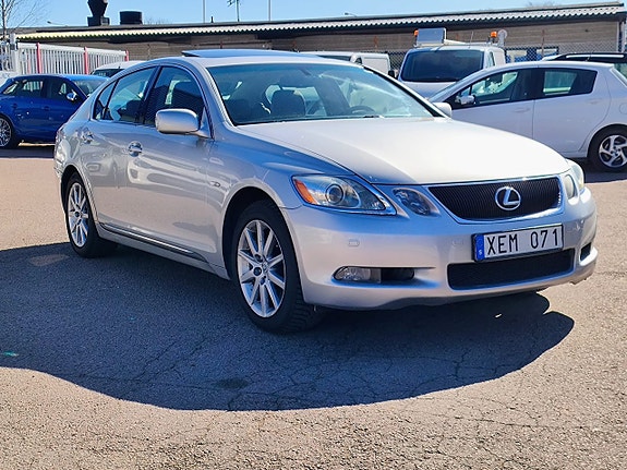 Lexus GS300 3 of 5