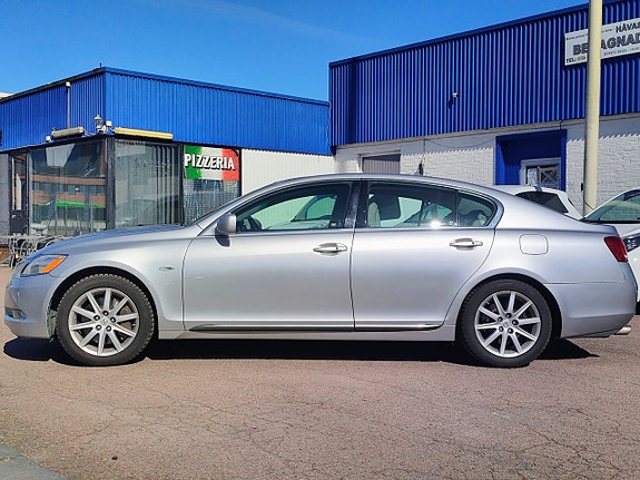 Lexus GS300 7 of 13
