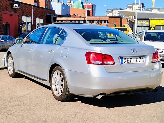Lexus GS300 6 of 13