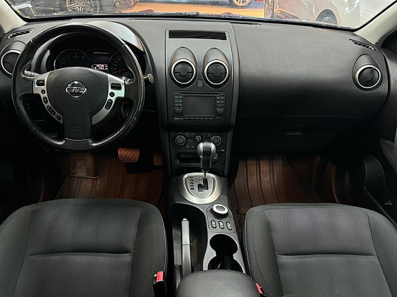 Nissan Qashqai+2 6 of 17