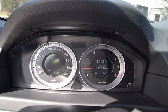 Volvo V70 20 of 25