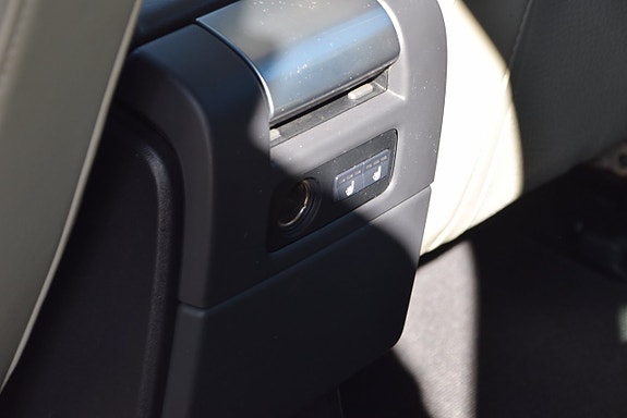 Volvo V70 8 of 25