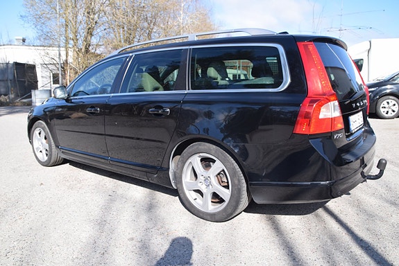 Volvo V70 6 of 25