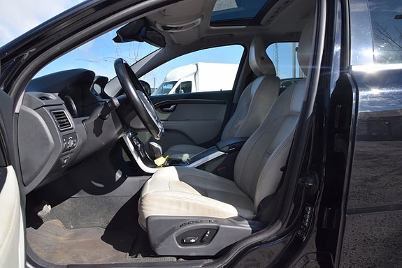 Volvo V70 9 of 25