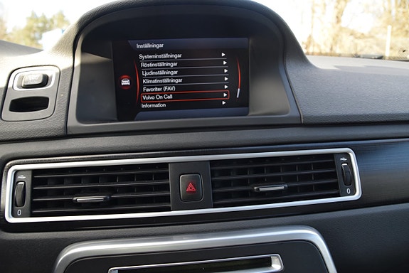 Volvo V70 16 of 25