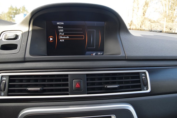 Volvo V70 14 of 25