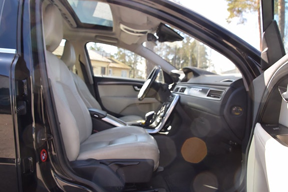 Volvo V70 10 of 25