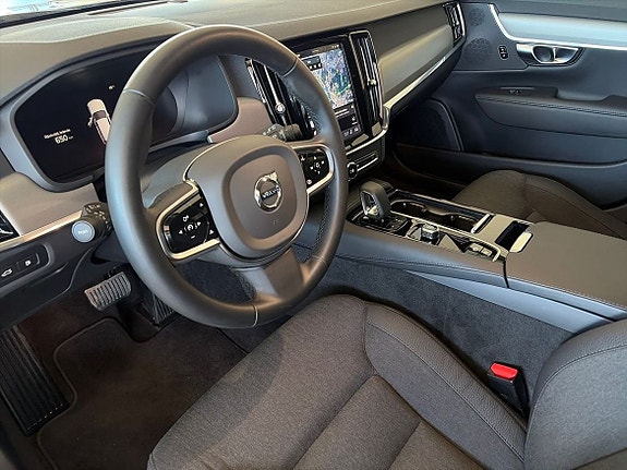 Volvo V90 10 of 20