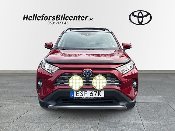 Toyota RAV4 5 of 5