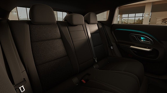 Mercedes-Benz CLA350 14 of 16