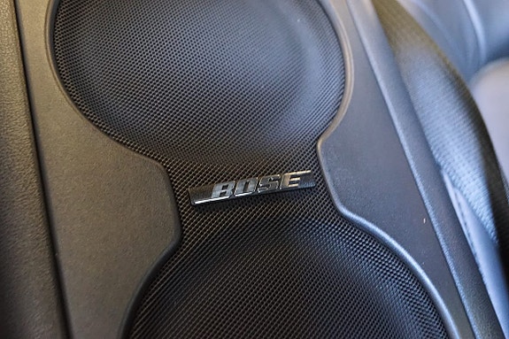 Nissan GT-R 27 of 28