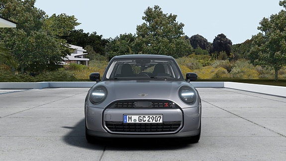 MINI Cooper S 3 of 5