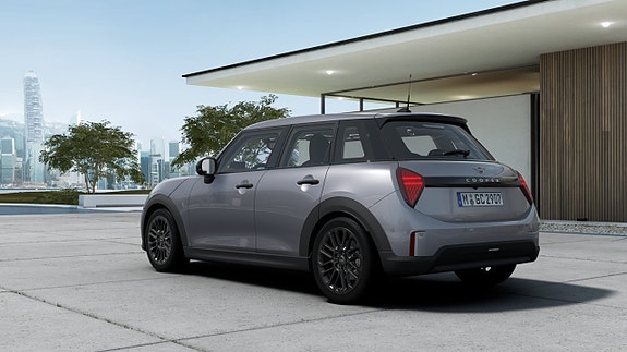MINI Cooper S 2 of 5