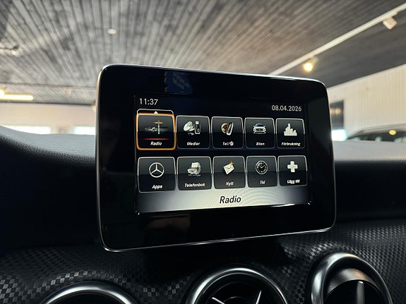 Mercedes-Benz A180 11 of 16
